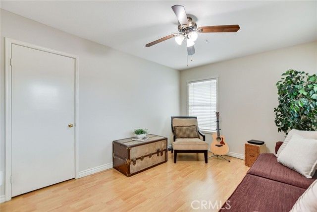 5744 Tamarisk Way, Fontana, CA 92336