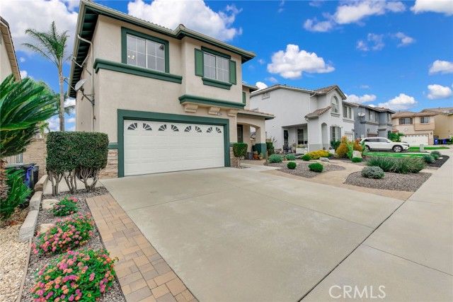 5744 Tamarisk Way, Fontana, CA 92336