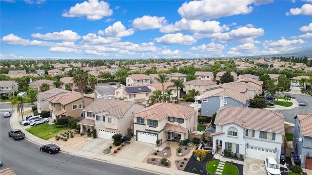 5744 Tamarisk Way, Fontana, CA 92336