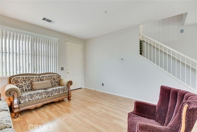 5744 Tamarisk Way, Fontana, CA 92336