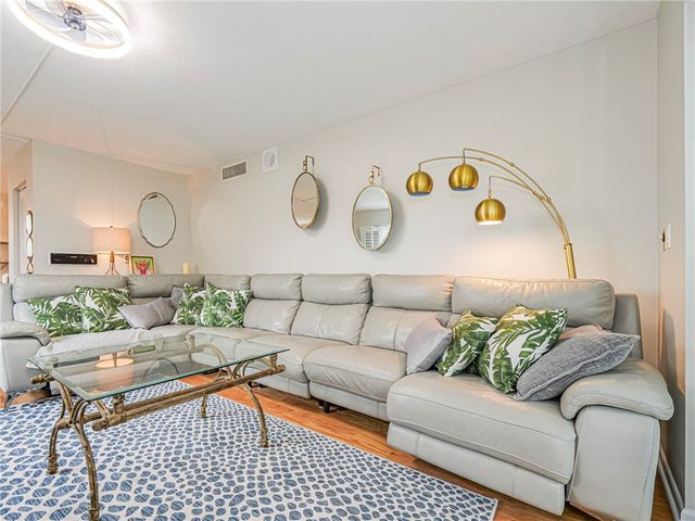 275 Date Palm Road 401, Vero Beach, FL 32963