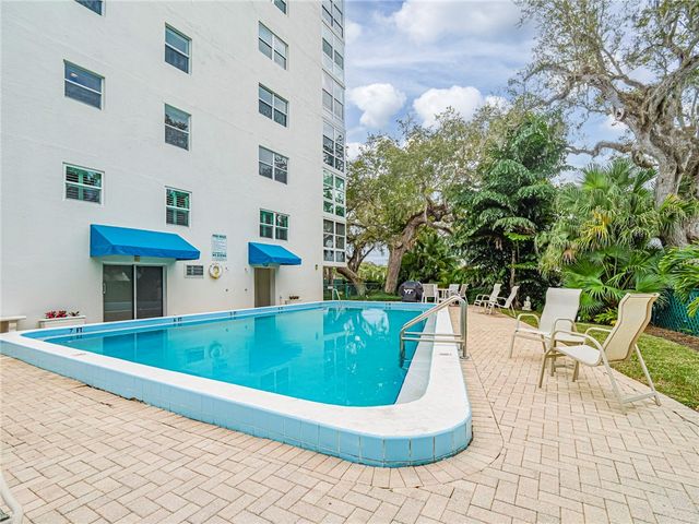 275 Date Palm Road 401, Vero Beach, FL 32963