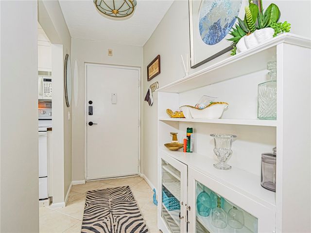 275 Date Palm Road 401, Vero Beach, FL 32963