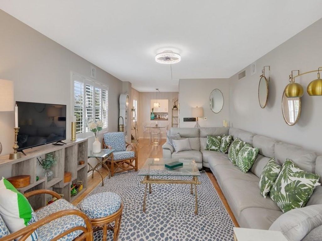 275 Date Palm Road 401, Vero Beach, FL 32963