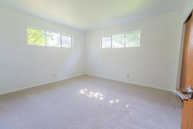 316 Tait Avenue, Sanger, CA 93657