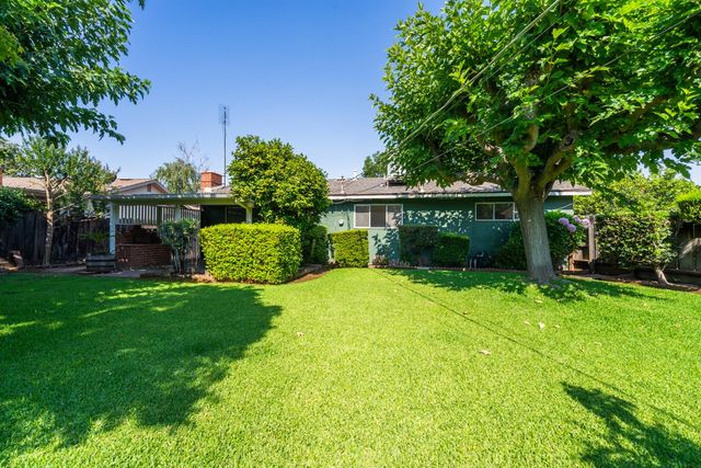 316 Tait Avenue, Sanger, CA 93657