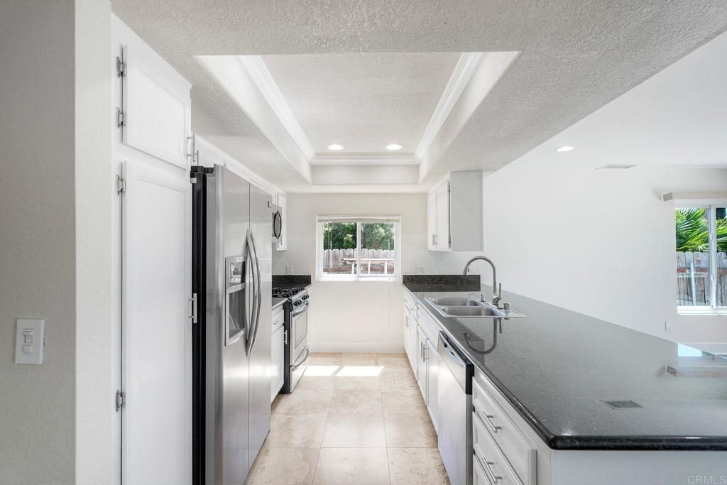 832 Grapevine Road, Vista, CA 92083 — photo 3