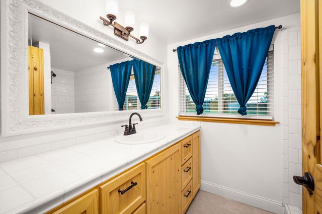 503 Oak Knoll Lane, Elm Mott, TX 76640
