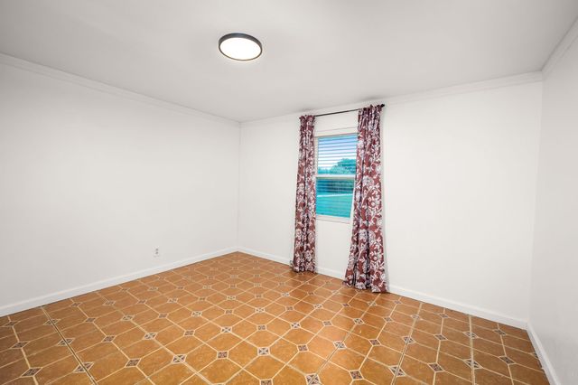 503 Oak Knoll Lane, Elm Mott, TX 76640