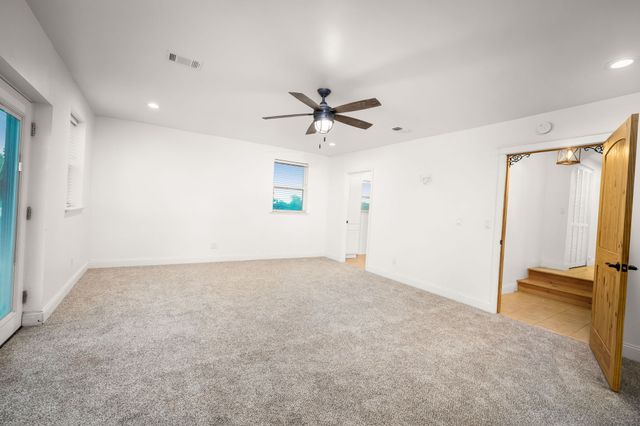 503 Oak Knoll Lane, Elm Mott, TX 76640