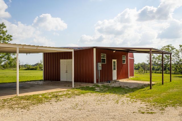 503 Oak Knoll Lane, Elm Mott, TX 76640