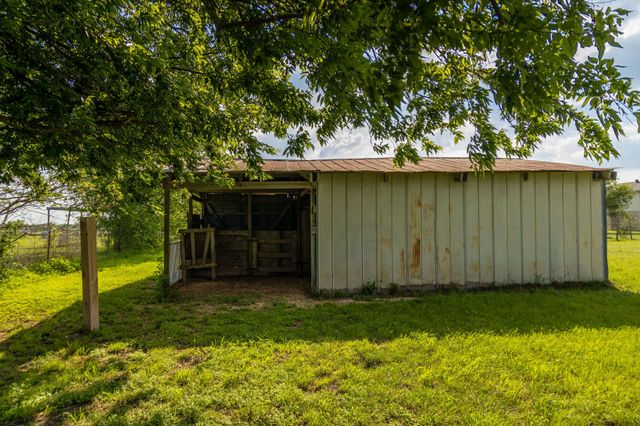 503 Oak Knoll Lane, Elm Mott, TX 76640