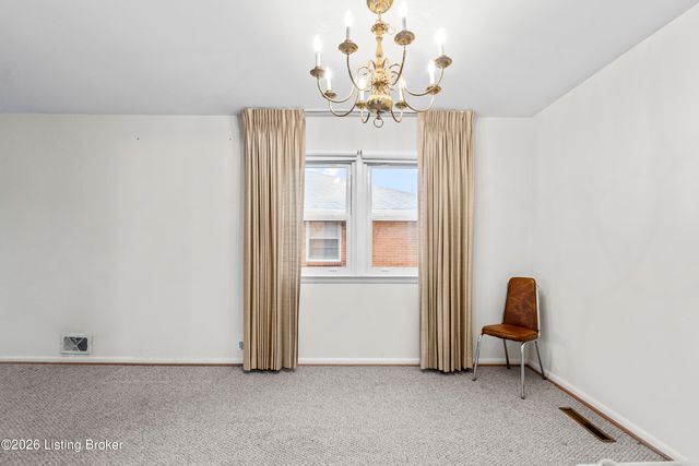 2818 Tyson Pl, Louisville, KY 40218