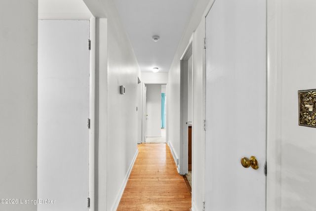 2818 Tyson Pl, Louisville, KY 40218