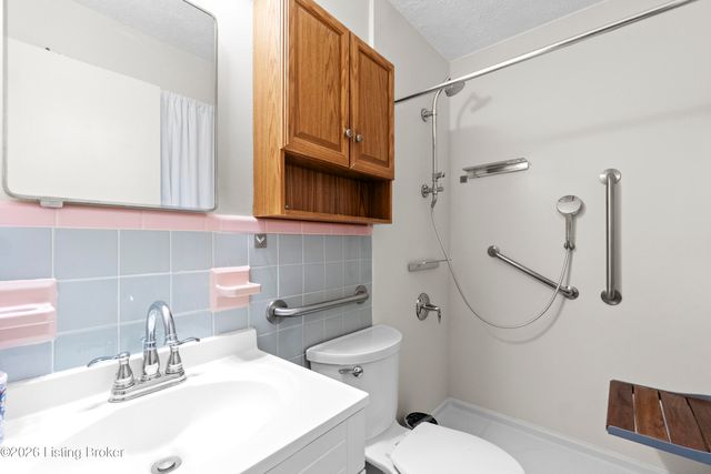 2818 Tyson Pl, Louisville, KY 40218