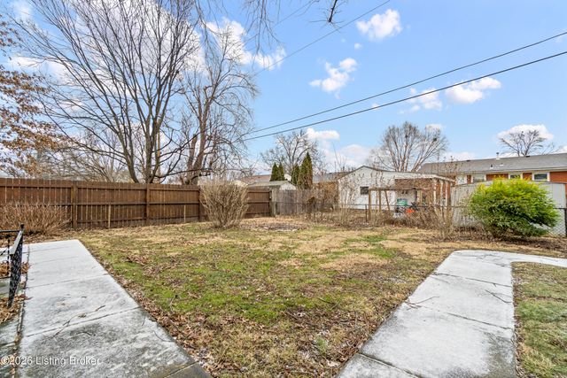 2818 Tyson Pl, Louisville, KY 40218