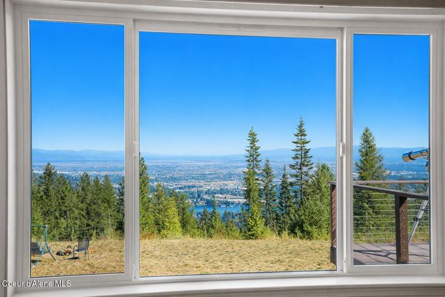 13476 W Margishward RD, Post Falls, ID 83854