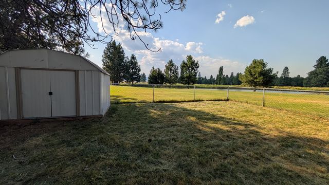 4000 Round Lake Road 55, Klamath Falls, OR 97601