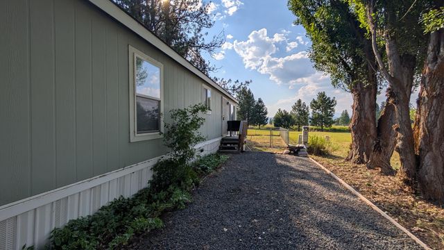 4000 Round Lake Road 55, Klamath Falls, OR 97601
