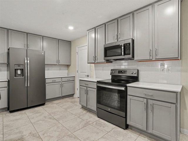 4469 BLUFF OAK LOOP, Kissimmee, FL 34746