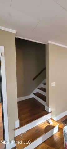 327 Decelle Street, B, Jackson, MS 39216