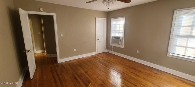 327 Decelle Street, B, Jackson, MS 39216