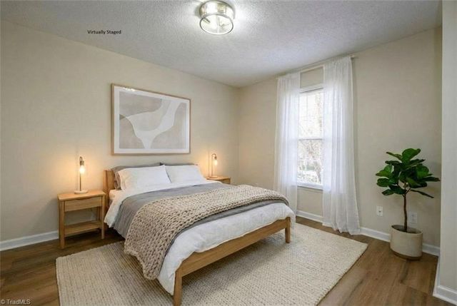 221 Ivy Glen Court, Winston-salem, NC 27127