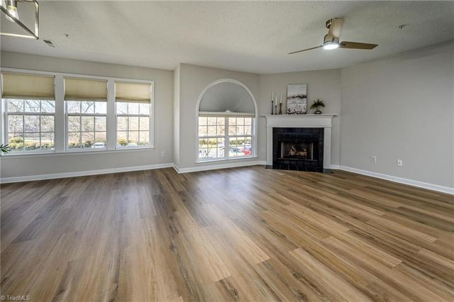 221 Ivy Glen Court, Winston-salem, NC 27127