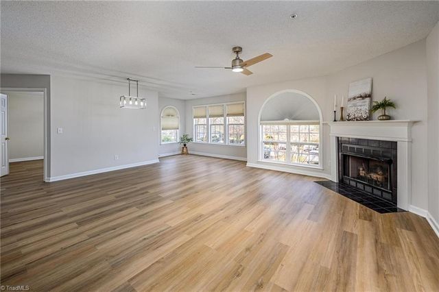 221 Ivy Glen Court, Winston-salem, NC 27127