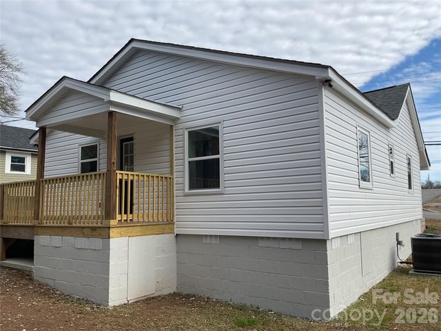 298 S Church Street, Forest City, NC 28043