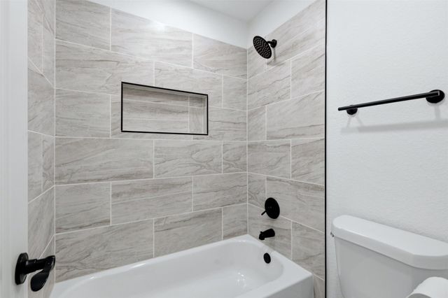 906 Oak Street, Mckinney, TX 75069