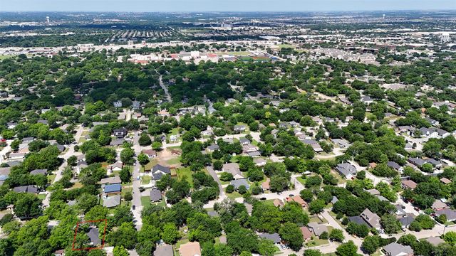 906 Oak Street, Mckinney, TX 75069