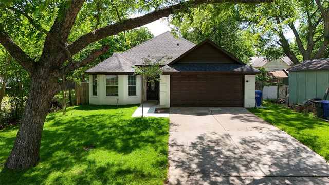 906 Oak Street, Mckinney, TX 75069