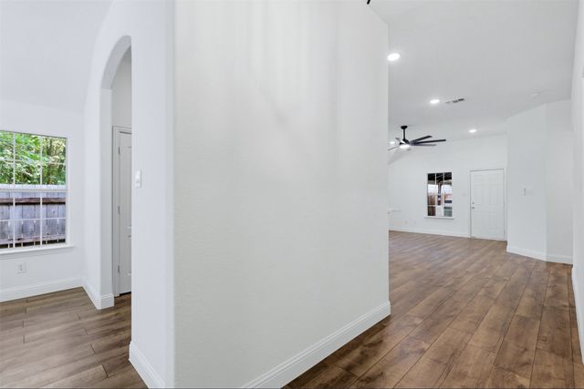 906 Oak Street, Mckinney, TX 75069