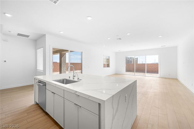 10052 Decano Ridge Street, Las Vegas, NV 89141