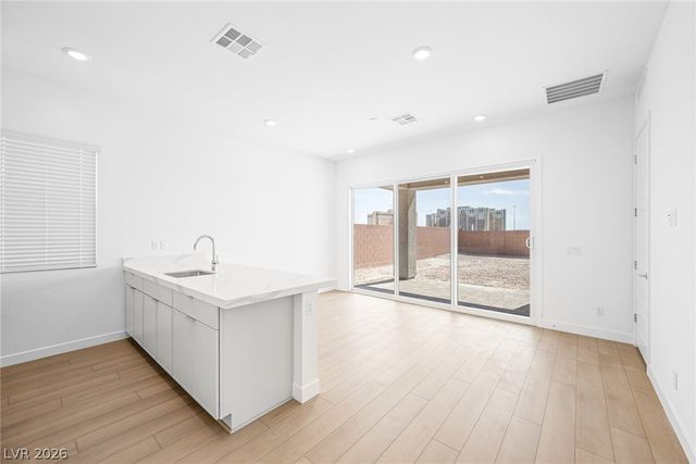 10052 Decano Ridge Street, Las Vegas, NV 89141