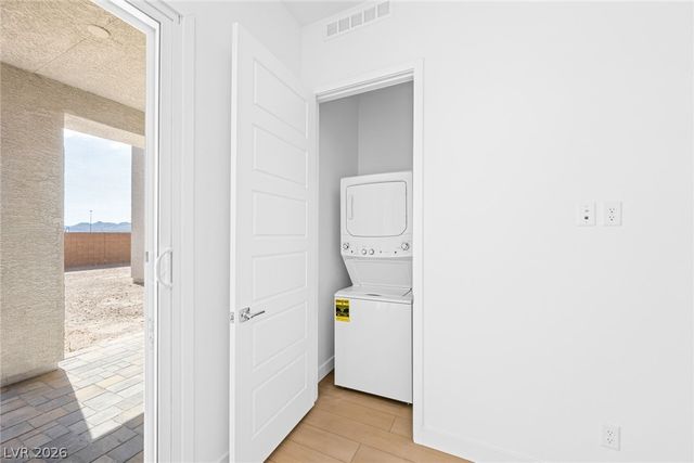 10052 Decano Ridge Street, Las Vegas, NV 89141