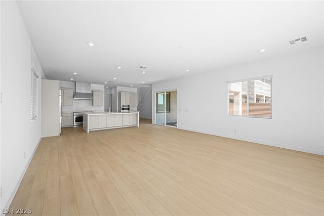 10052 Decano Ridge Street, Las Vegas, NV 89141