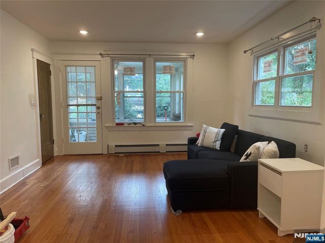 134 Highland Avenue 1, Midland Park, NJ 07432