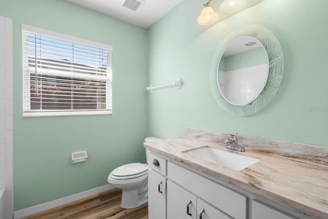 811 STAFFORDSHIRE LANE, Sun City Center, FL 33573