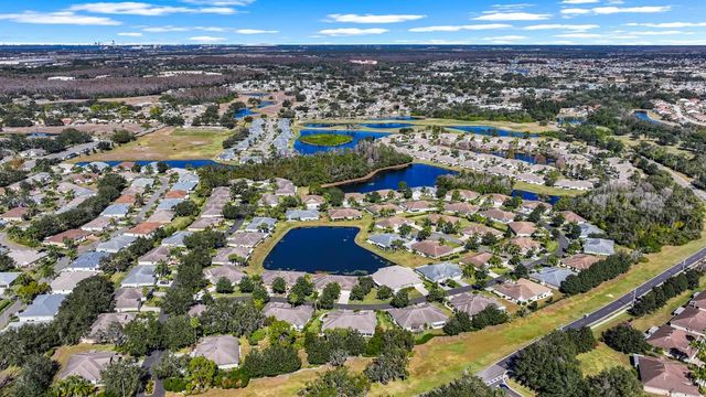 811 STAFFORDSHIRE LANE, Sun City Center, FL 33573