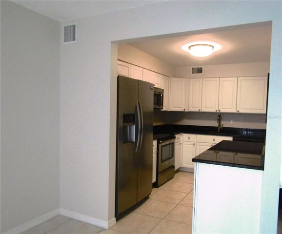 7304 W COUNTRY CLUB DRIVE N 115, Sarasota, FL 34243