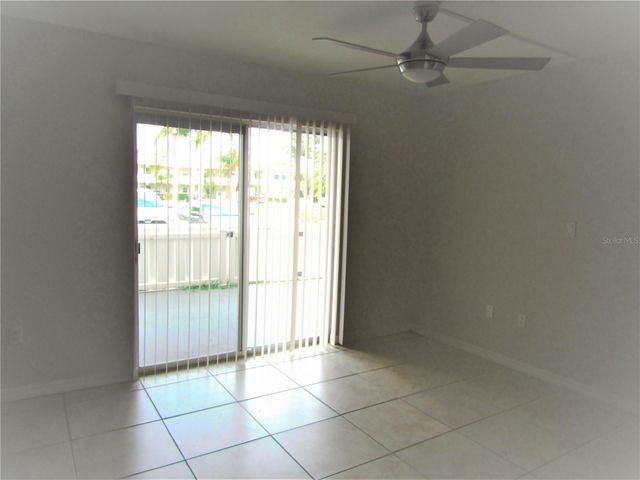 7304 W COUNTRY CLUB DRIVE N 115, Sarasota, FL 34243