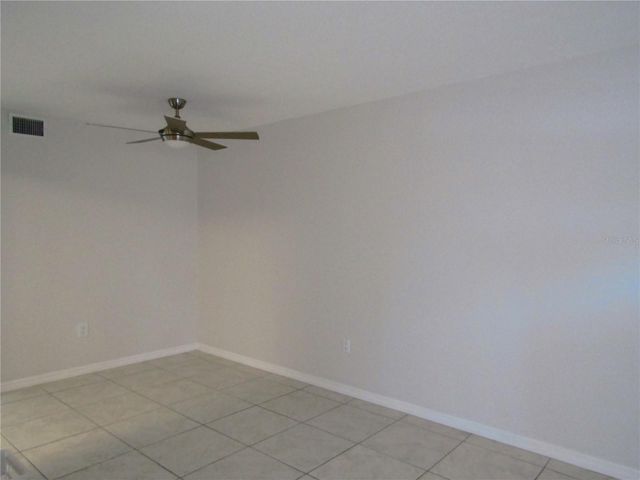 7304 W COUNTRY CLUB DRIVE N 115, Sarasota, FL 34243