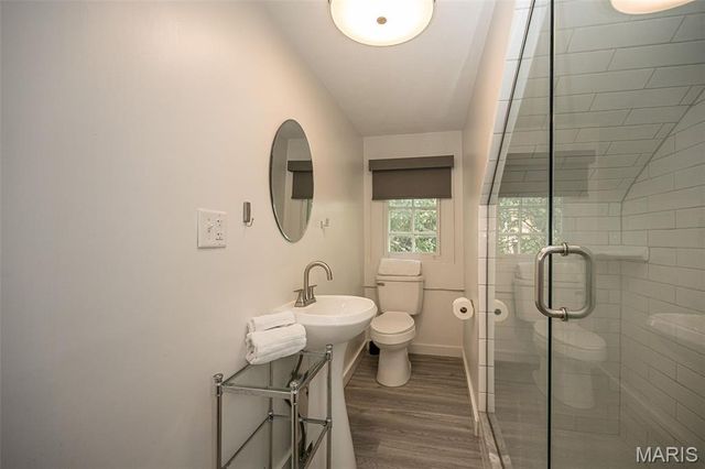 6946 Pershing Avenue, University City, MO 63130