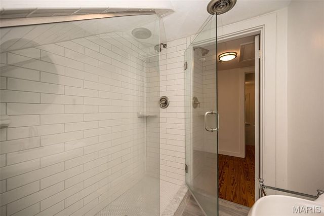 6946 Pershing Avenue, University City, MO 63130