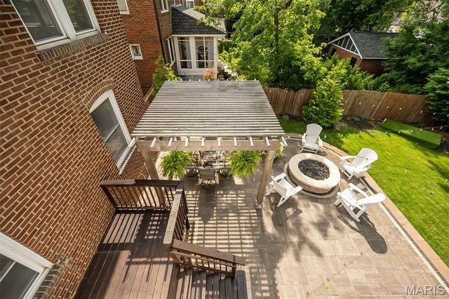 6946 Pershing Avenue, University City, MO 63130