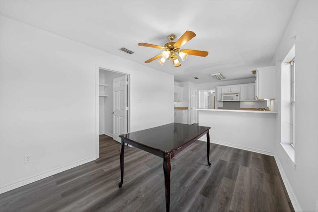 510 Hillside St., Jacksonville, TX 75766