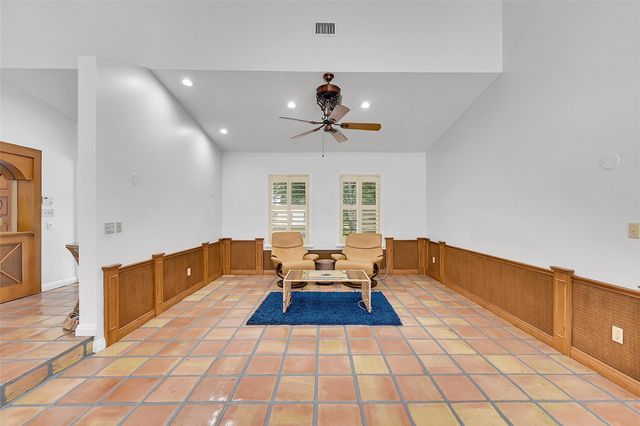 401 Farmington Dr, Plantation, FL 33317