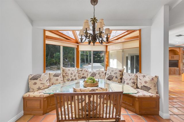 401 Farmington Dr, Plantation, FL 33317